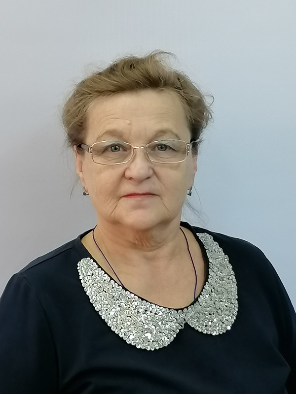 Сурикова Любовь Сергеевна.